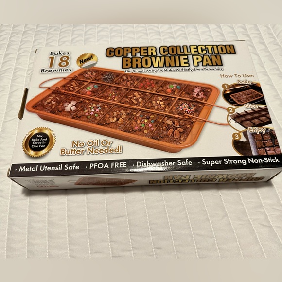 COPPER COLLECTION | BROWNIE PAN| 18 perfectly cut brownies| non-stick| BNIB - Picture 7 of 8